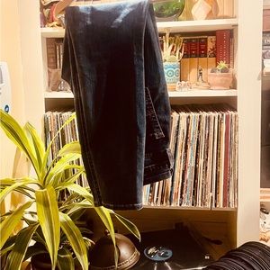 NWOT - SIGNATURE LEVI Stretch Mid Rise Skinny Jeans 4S / W27 L28